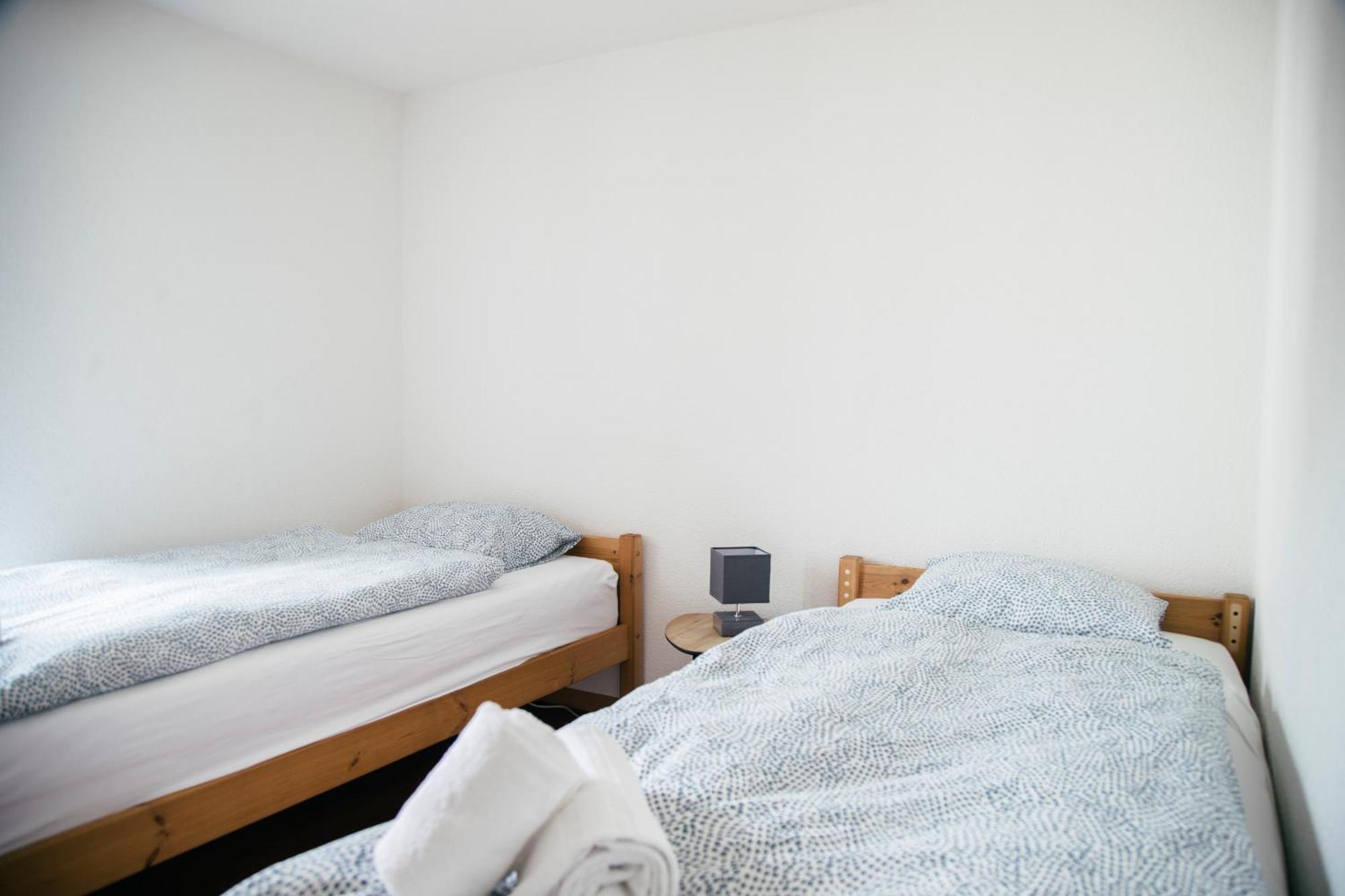 Nimbuzzz Apartments Unterseen Quarto foto