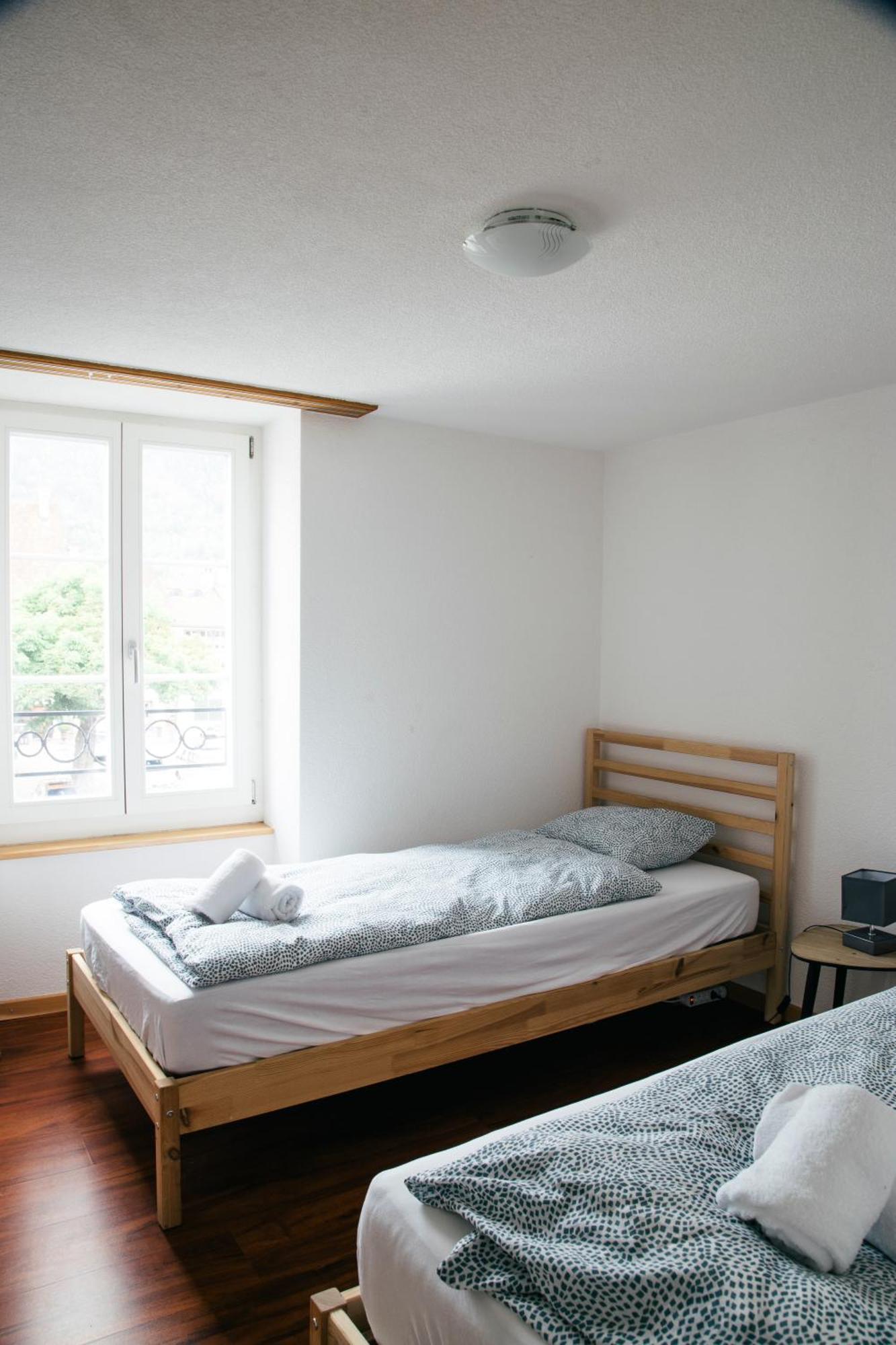 Nimbuzzz Apartments Unterseen Quarto foto