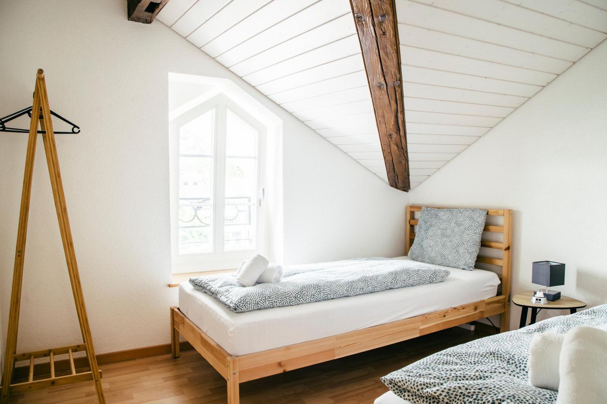 Nimbuzzz Apartments Unterseen Quarto foto
